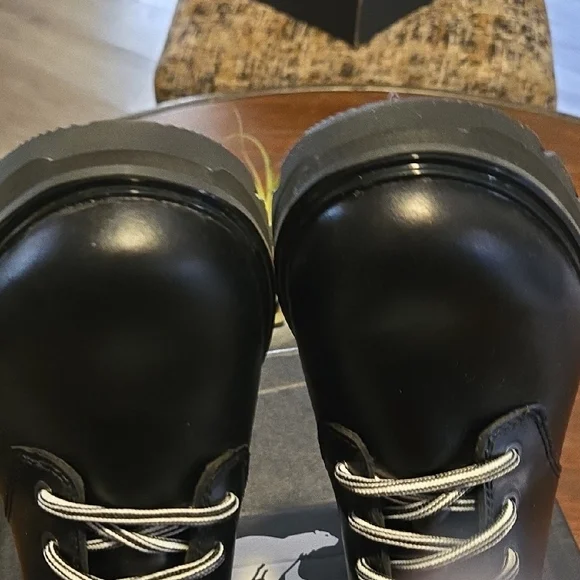 Sorel Black Lace-Up Women's Boots - Picture 6 of 11